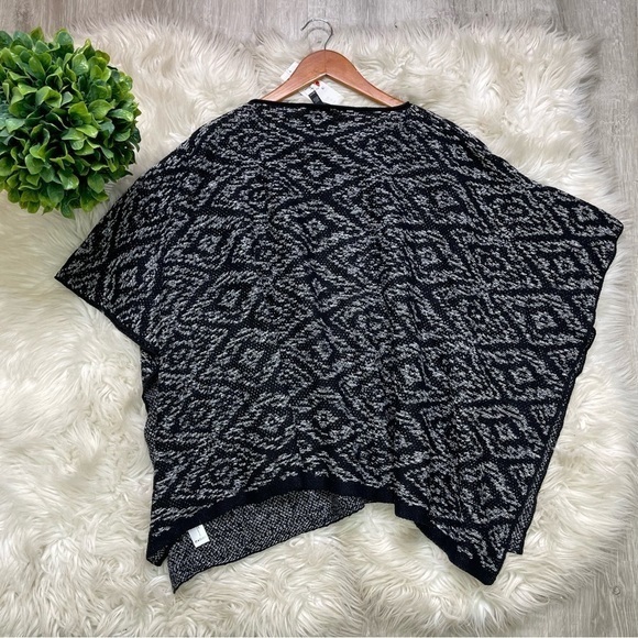 Eileen Fisher Organic Linen‎ Marled Print Poncho - Picture 9 of 9